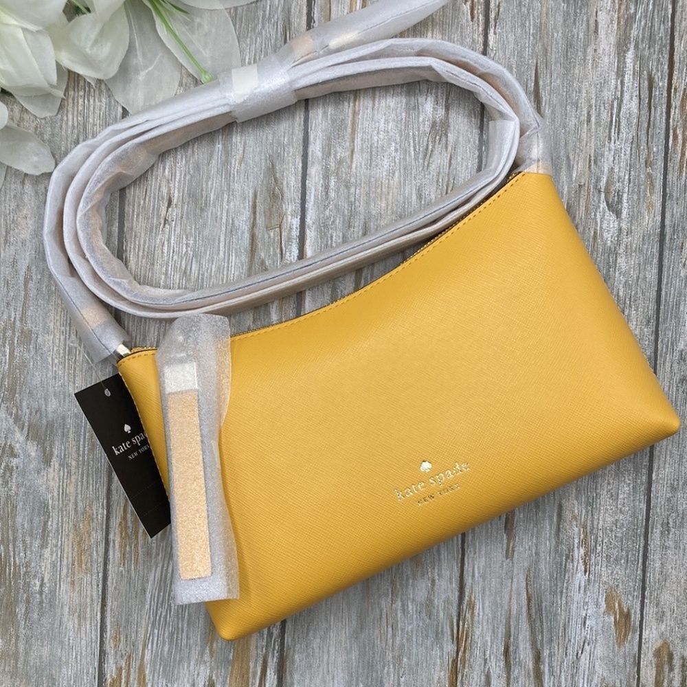 Kate Spade Leather Sadie Small Crossbody Bag Purse